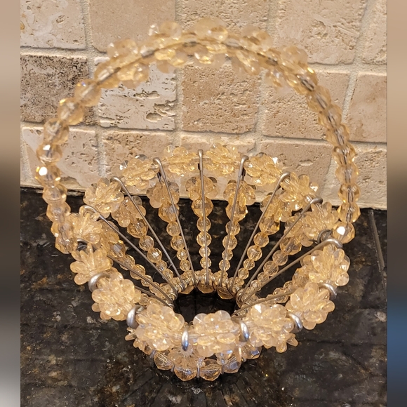 Vintage Safety Pin Art Basket - Picture 5 of 11